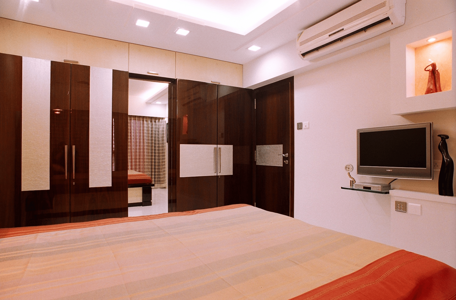 Kishor Maniar gallery 7